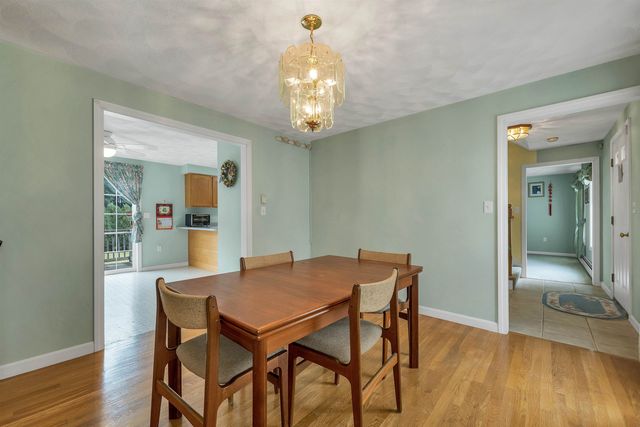 43 Cross Street, Salem, NH 03079
