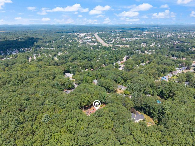 15 Masefield Road, Nashua, NH 03062
