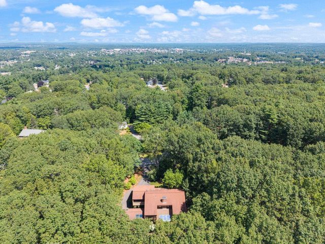 15 Masefield Road, Nashua, NH 03062