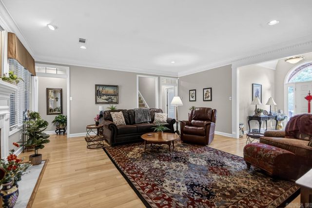 6 Rosaries Way, Little Rock, AR 72223
