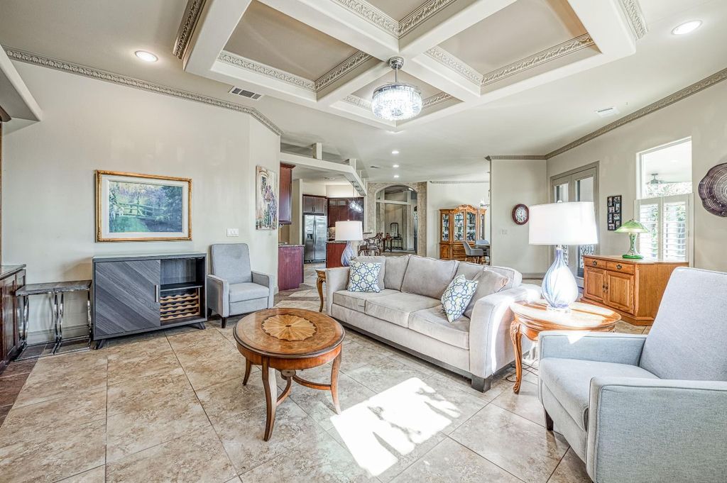 Image 29 of property listing at 11003 E Egret, Clovis, CA 93619