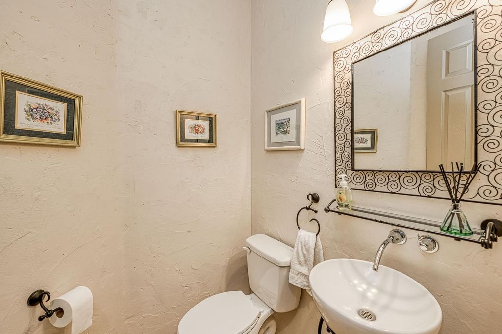 Image 42 of property listing at 11003 E Egret, Clovis, CA 93619