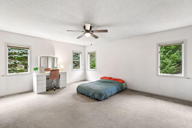 3970 Yorktown Lane N, Plymouth, MN 55441