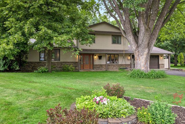 3970 Yorktown Lane N, Plymouth, MN 55441