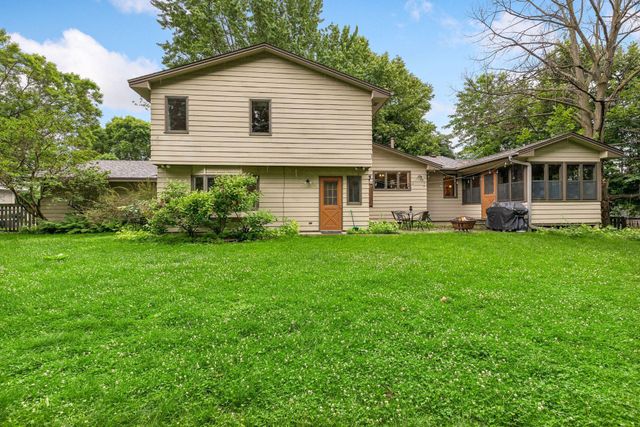 3970 Yorktown Lane N, Plymouth, MN 55441