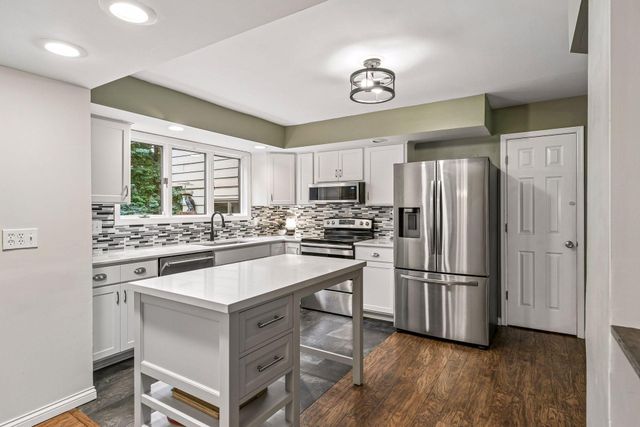 3970 Yorktown Lane N, Plymouth, MN 55441