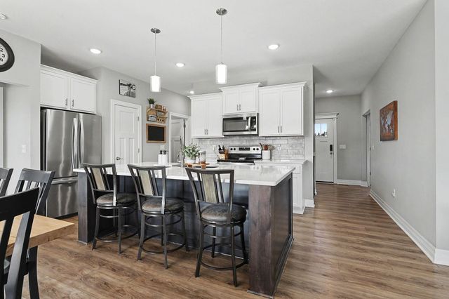 1901 N Amber Ridge St, Derby, KS 67037