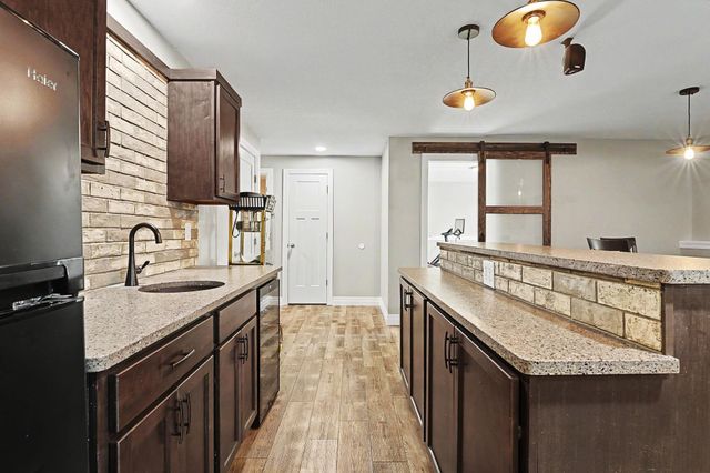 1901 N Amber Ridge St, Derby, KS 67037
