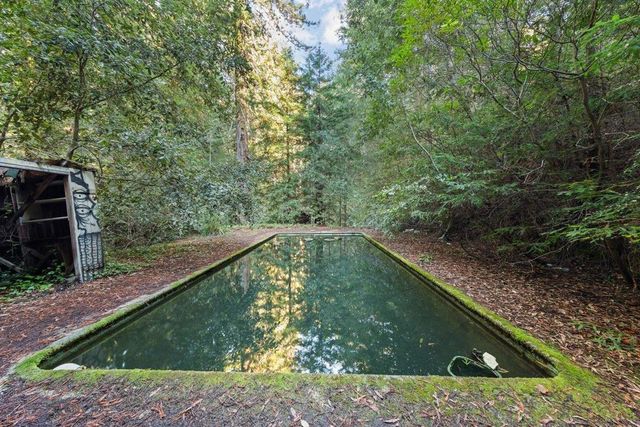 3936 Tunitas Creek Road, Half Moon Bay, CA 94019