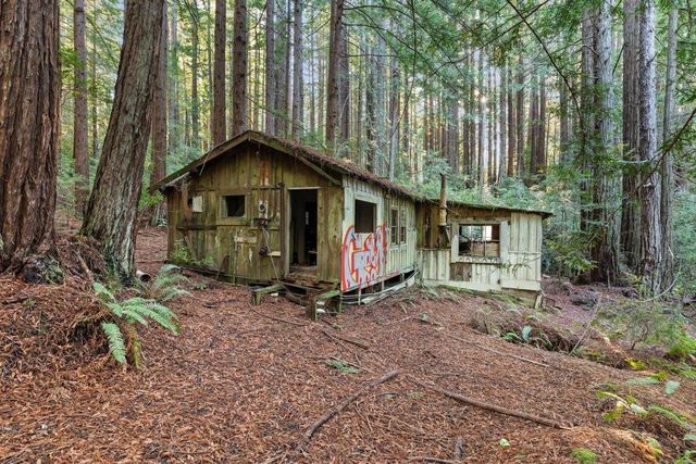 3936 Tunitas Creek Road, Half Moon Bay, CA 94019