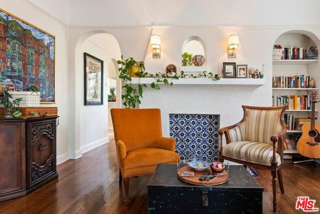 1107 S Citrus Avenue, Los Angeles, CA 90019