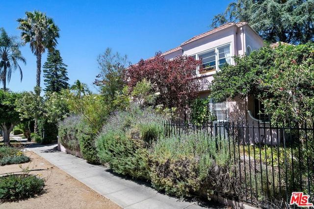 1107 S Citrus Avenue, Los Angeles, CA 90019