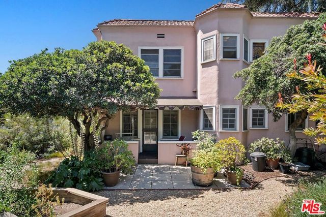 1107 S Citrus Avenue, Los Angeles, CA 90019