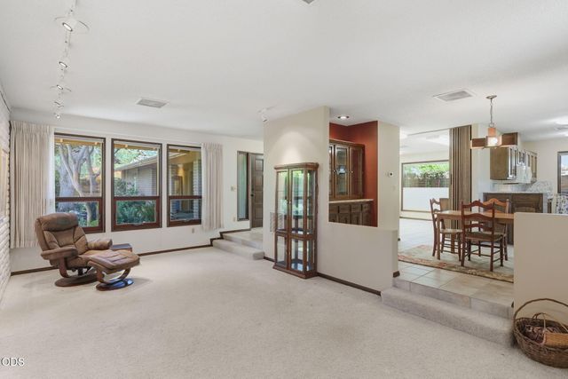 1325 NW Lawnridge Avenue, Grants Pass, OR 97526