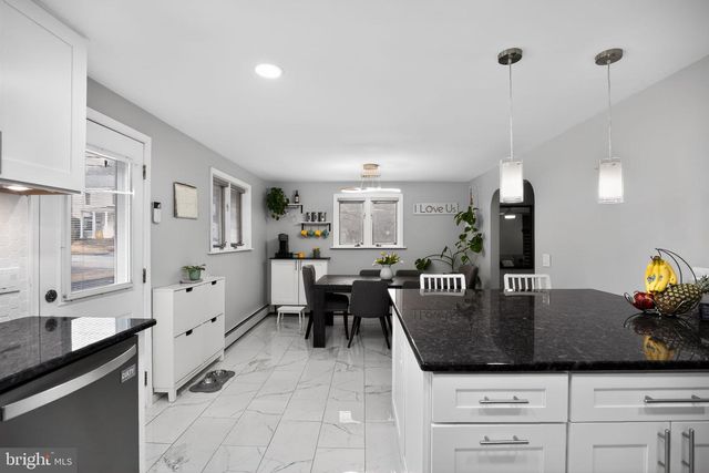 211 SPRING MOUNT RD, Schwenksville, PA 19473