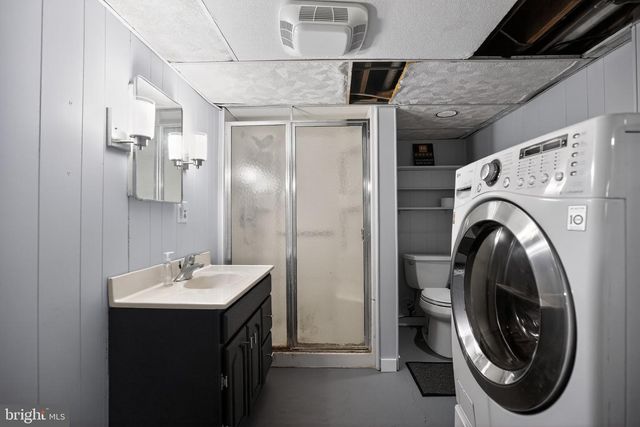 211 SPRING MOUNT RD, Schwenksville, PA 19473