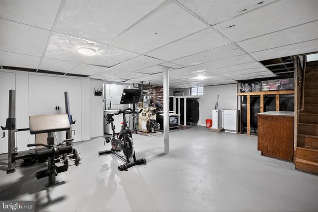 211 SPRING MOUNT RD, Schwenksville, PA 19473