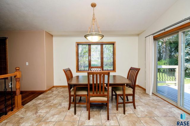25569 470th Ave Avenue, Crooks, SD 57020