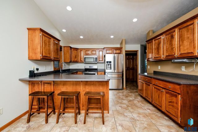 25569 470th Ave Avenue, Crooks, SD 57020