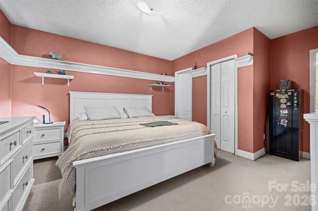 243 8th Avenue, Cramerton, NC 28032