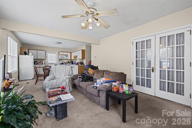 243 8th Avenue, Cramerton, NC 28032