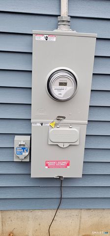 890 Brook Road, Hampton, CT 06427