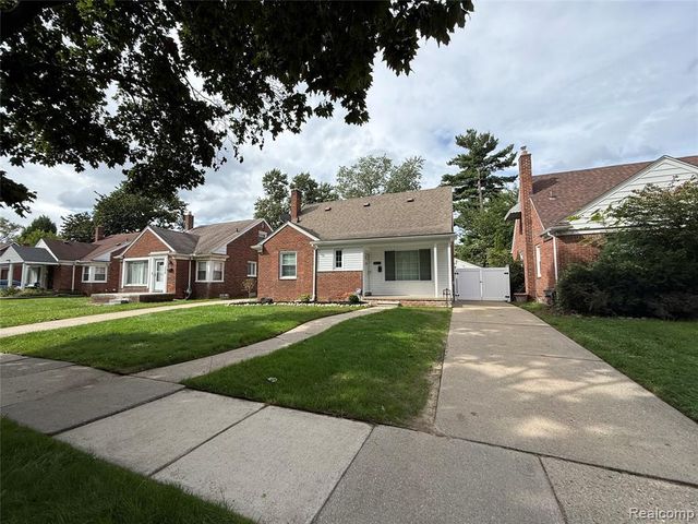 8459 Hazelton Street, Dearborn Heights, MI 48127