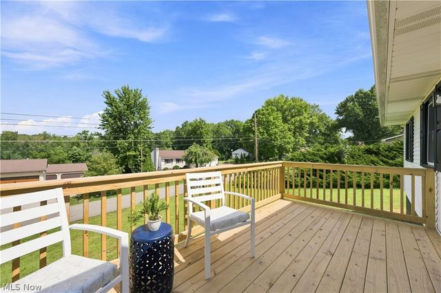 1990 Connect Road, Norton, OH 44203