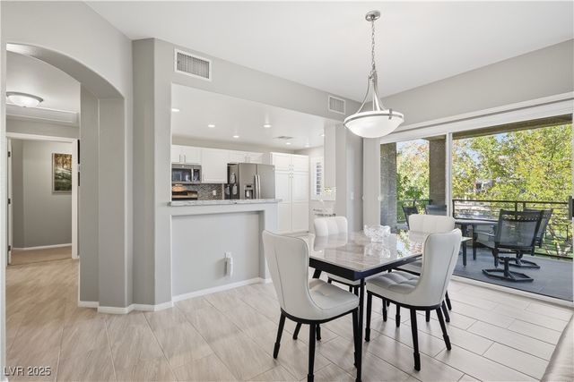 10809 Garden Mist Drive 2064, Las Vegas, NV 89135