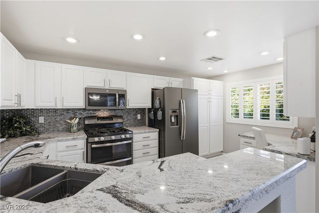 10809 Garden Mist Drive 2064, Las Vegas, NV 89135