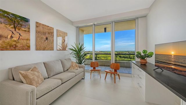 415 L AMBIANCE DRIVE E507, Longboat Key, FL 34228