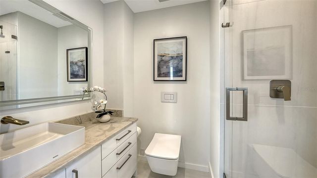 415 L AMBIANCE DRIVE E507, Longboat Key, FL 34228