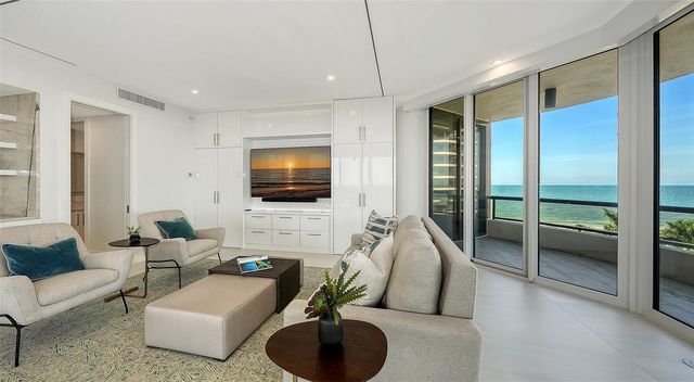 415 L AMBIANCE DRIVE E507, Longboat Key, FL 34228