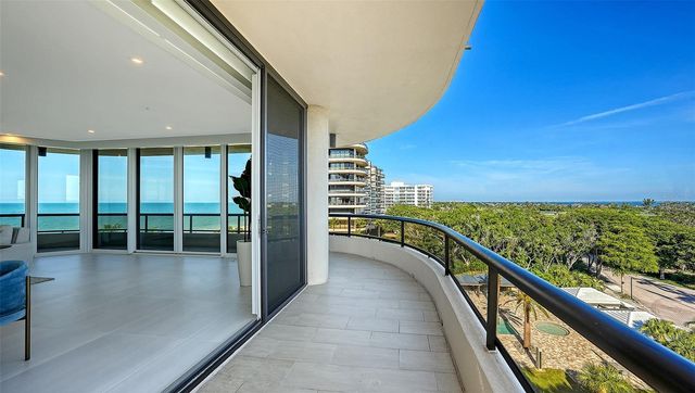 415 L AMBIANCE DRIVE E507, Longboat Key, FL 34228