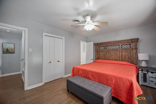 1315 Jackson Street, Port Lavaca, TX 77979