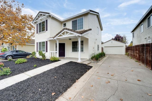 8977 E Valley Dr, Elk Grove, CA 95624