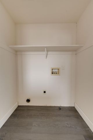 8977 E Valley Dr, Elk Grove, CA 95624