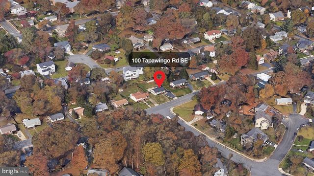 100 TAPAWINGO RD SE, Vienna, VA 22180