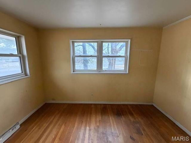 9468 HALLS FERRY Road, St Louis, MO 63136