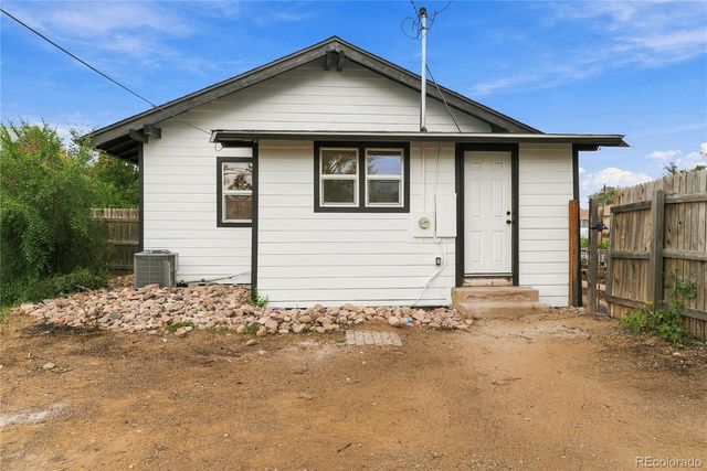 53 S 10th Avenue, Brighton, CO 80601