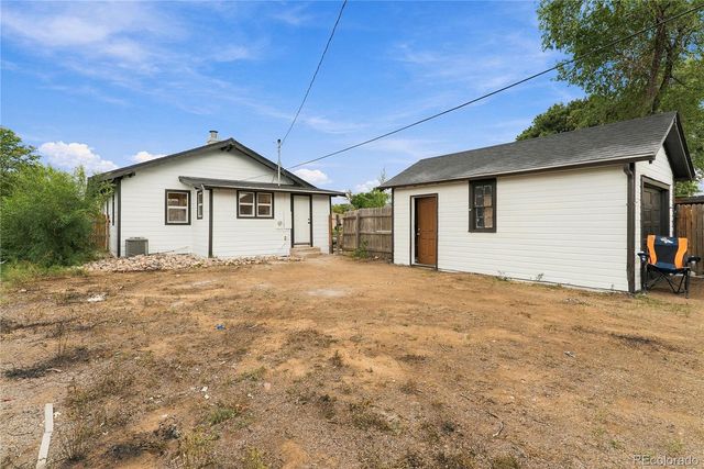 53 S 10th Avenue, Brighton, CO 80601