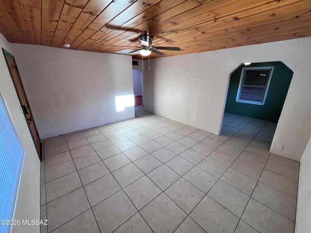 3525 E Cody Street, Tucson, AZ 85716