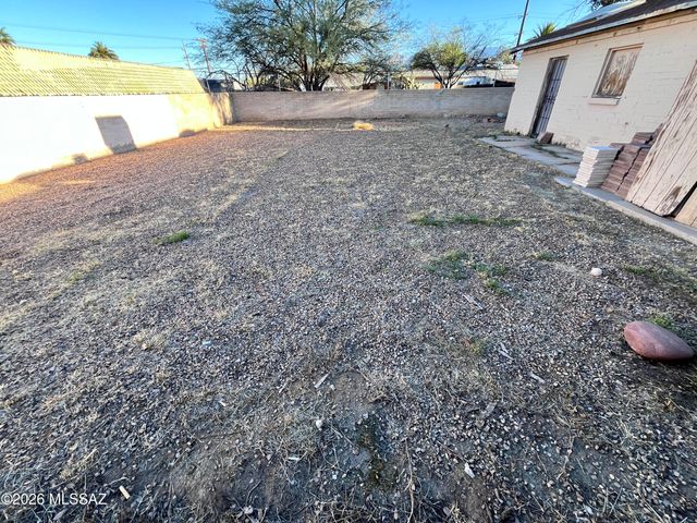 3525 E Cody Street, Tucson, AZ 85716