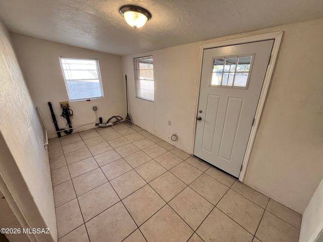 3525 E Cody Street, Tucson, AZ 85716