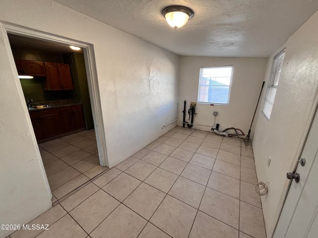 3525 E Cody Street, Tucson, AZ 85716