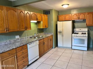 3525 E Cody Street, Tucson, AZ 85716