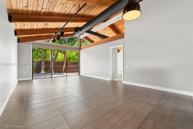 11333 SW 112th Cir Ln N 11333, Miami, FL 33176