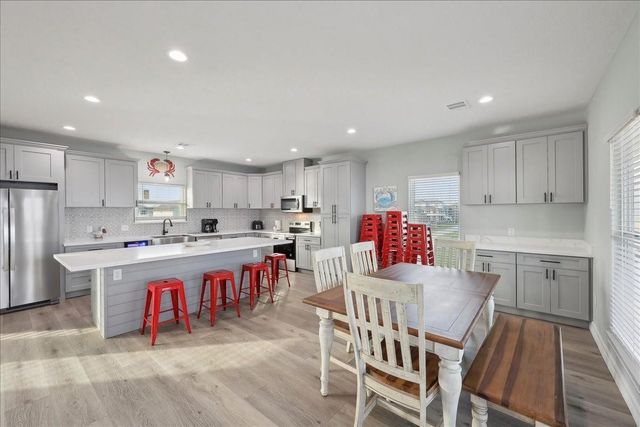 1326 Emerald Drive, Crystal Beach, TX 77650