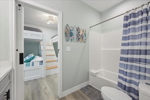 1326 Emerald Drive, Crystal Beach, TX 77650