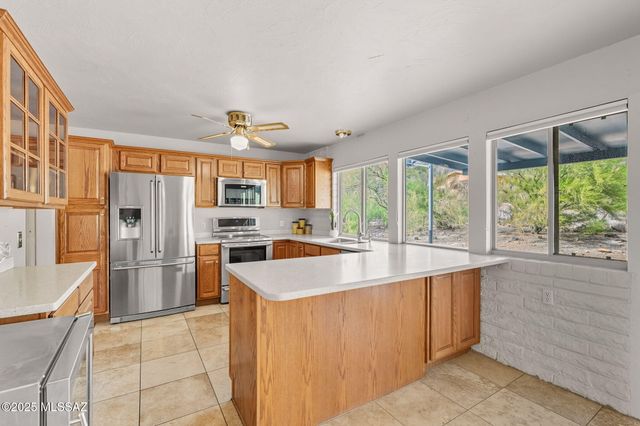 6556 N Burro Creek Place, Tucson, AZ 85718